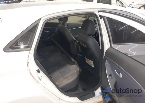 2013 Hyundai Elantra Gt Base W/Blue z USA, uszkodzony, nr VIN KMHD35LE2DU036649